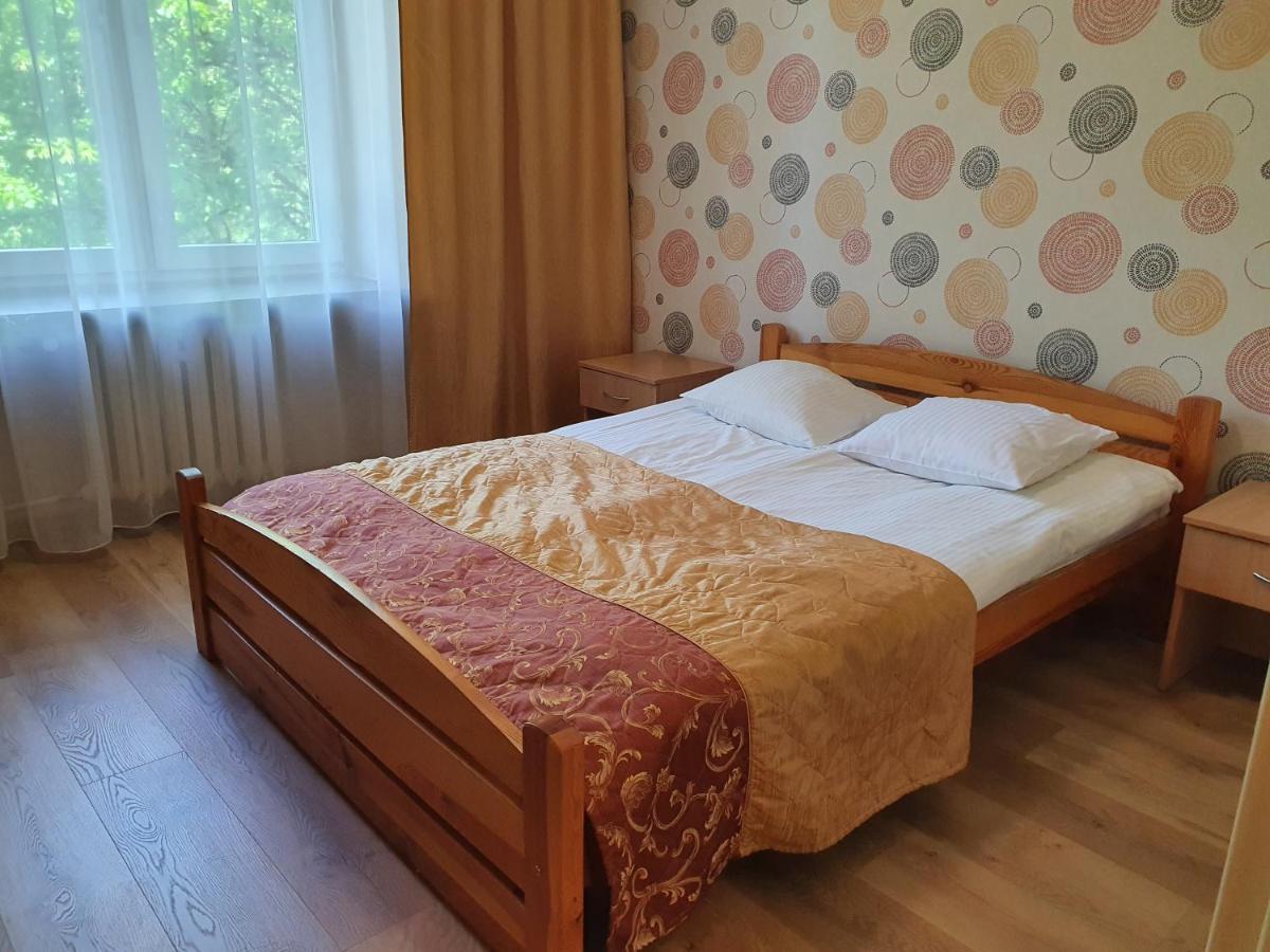 Hotel Iskra Rzeszów Esterno foto